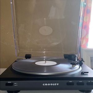 Crosley T400 Fully Automatic TurnTable